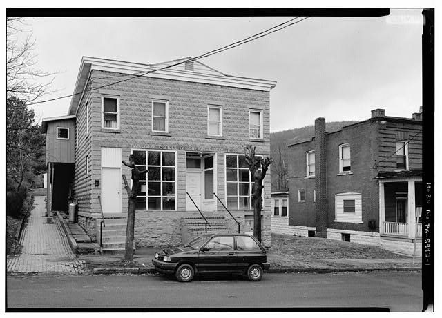 1. GENERAL VIEW OF STORE - T. A. Giacobello Foreign Supplies Store, Shirley Street, Mount Union, Huntingdon County, PA