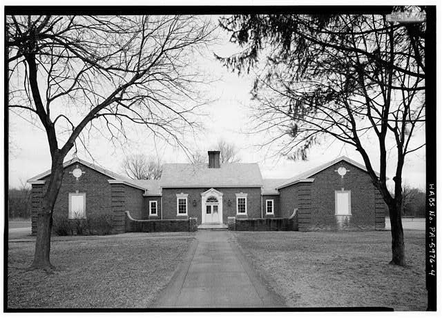 4. VIEW OF KISTLER ELEMENTARY LOOKING EAST-SOUTHEAST AT END OF CEDAR STREET. BUILDING CONSTRUCTED BY WORKS PROGRESS ADMINISTRATION